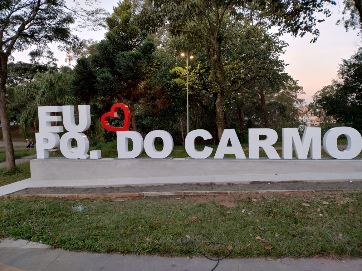 Fachadas e Letreiros