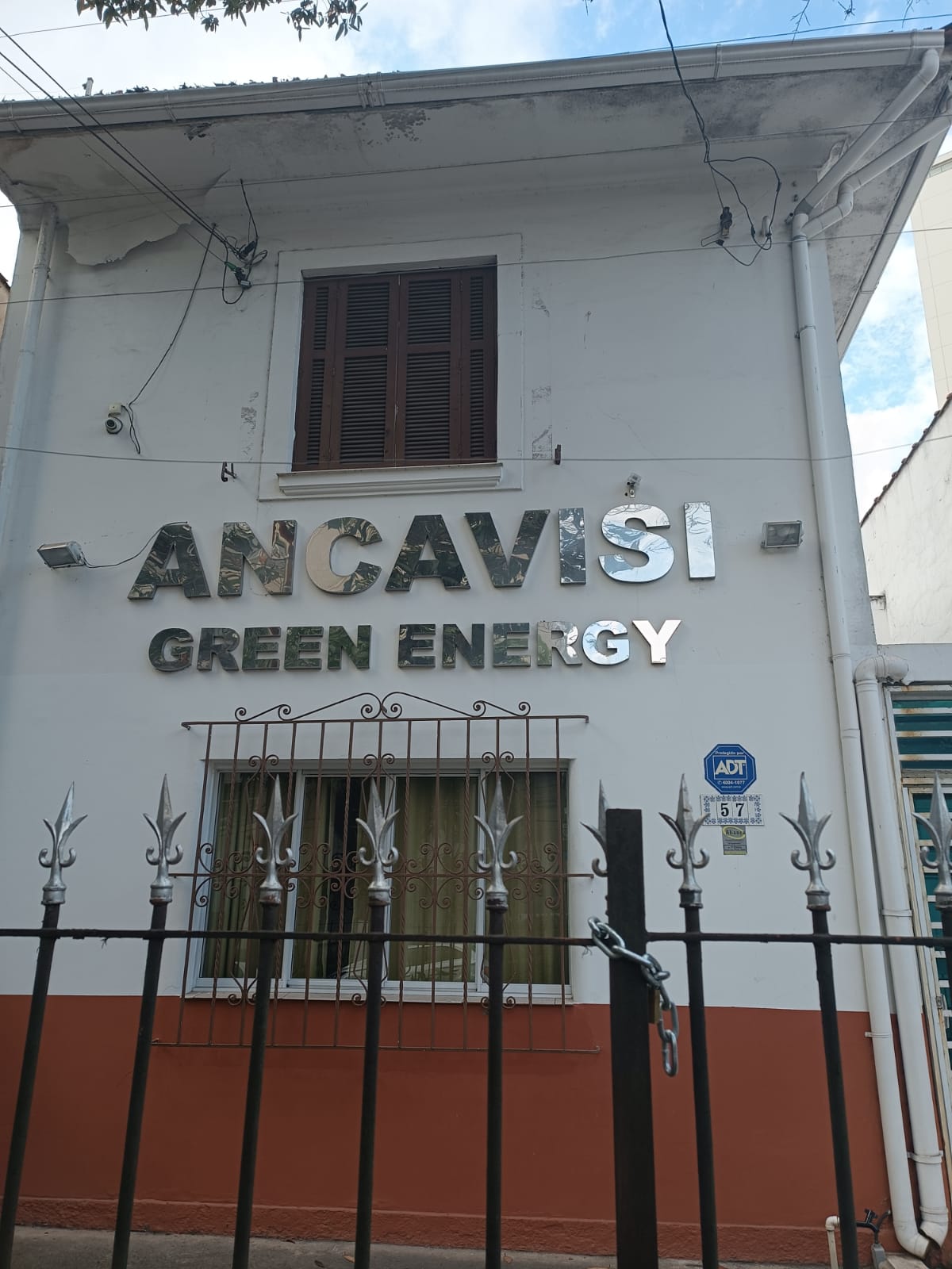 Fachadas e Letreiros